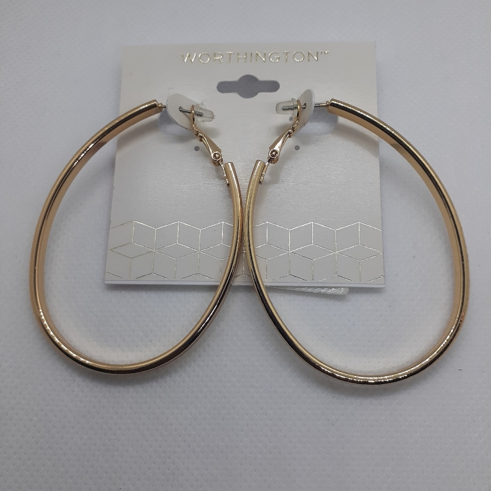 Worthington  goldtone earrings